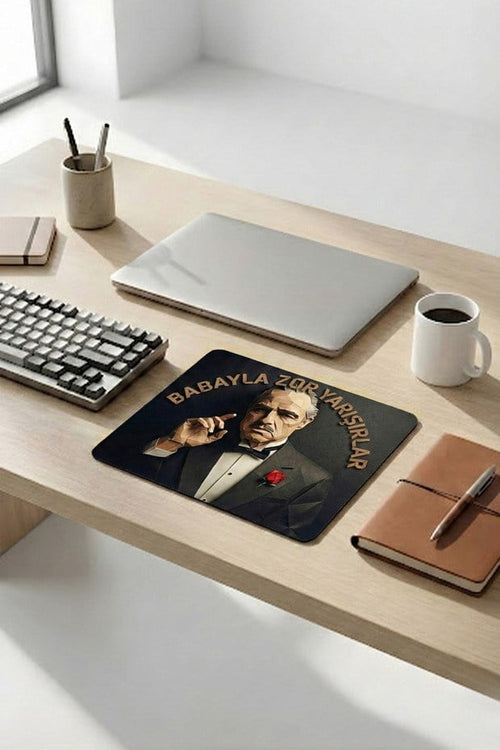 Babayla Zor Yarışırlar GD desenli mouse pad yakın çekim