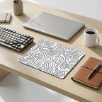 Beyaz Typography desenli mouse pad yakın çekim