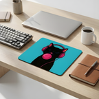 Bubble Cat desenli mouse pad yakın çekim