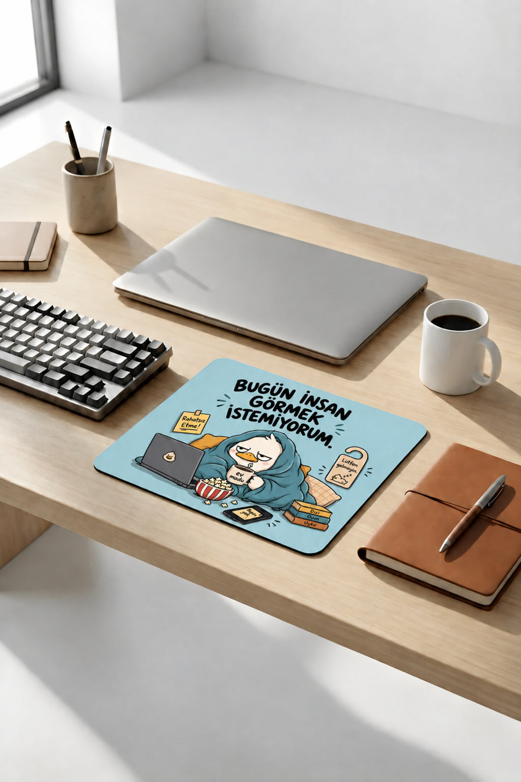 İnsan Görmek İstemiyorum desenli mouse pad 18x22 cm yakın çekim