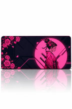 Pink Rosakiri 90x40 cm gaming mouse pad kullanım görseli