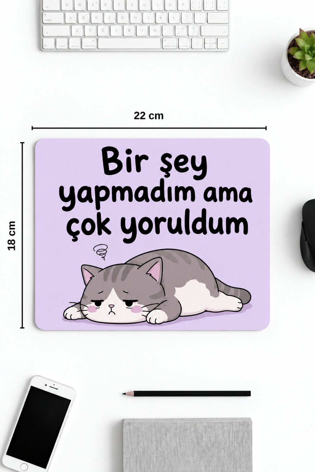 Cat Tired desenli mouse pad 18x22 cm kullanım görseli