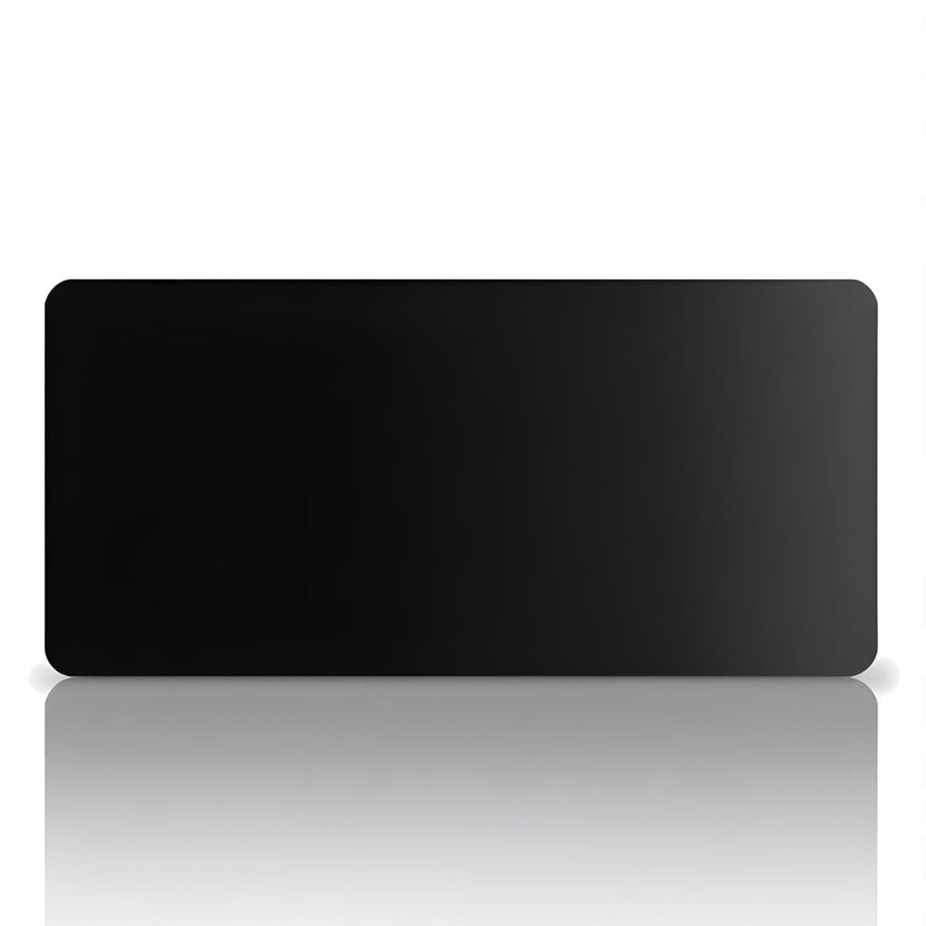 Siyah oyuncu mouse pad – beyaz fon düz görünüm