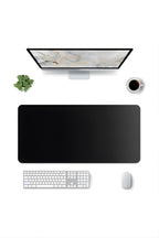Çok modelli 90x40 cm gaming mouse pad kullanım görseli