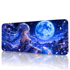 Mavi Dolunay anime oyuncu mouse pad – beyaz fon önden görünüm