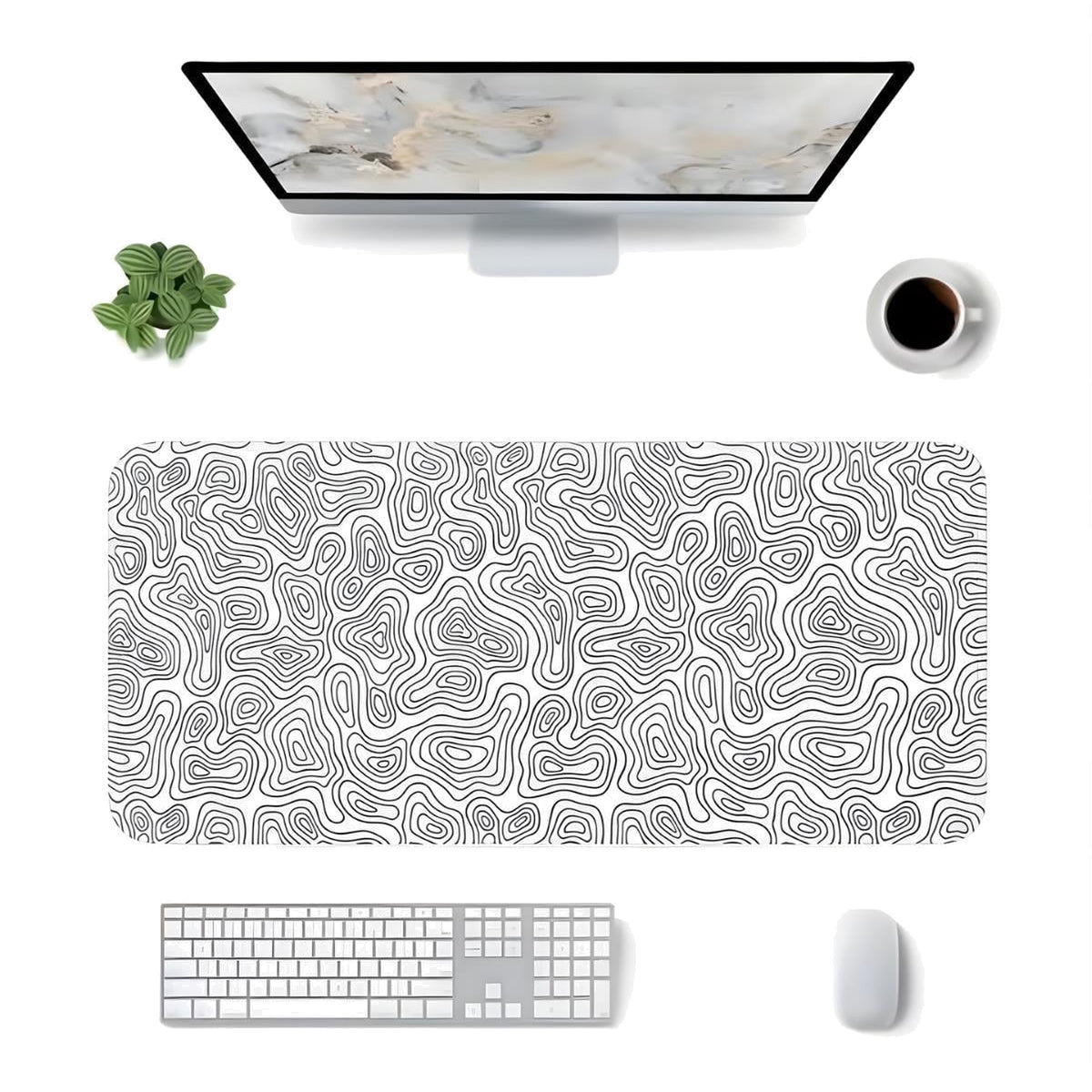 Beyaz Typography oyuncu mouse pad – masa üstü kullanım görünümü