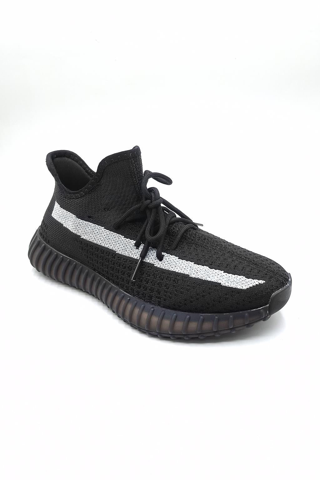 Movement reflektörlü sneaker siyah kullanım görseli