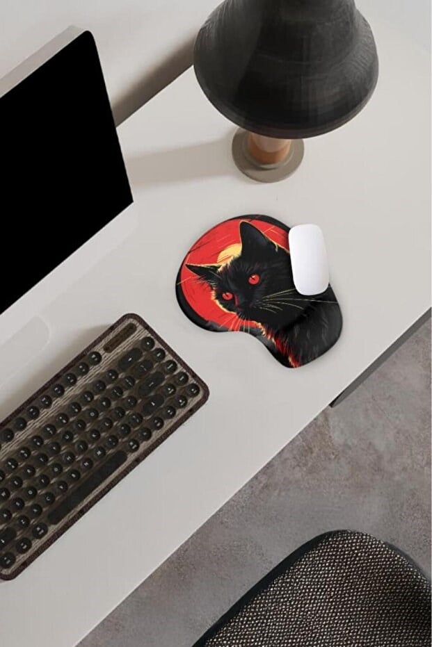 Dark Cat bilek destekli mouse pad detay görseli