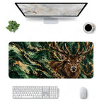 Orman Geyiği geyik desenli 90x40 mouse pad, klavye, mouse ve monitörle üstten masa düzeni