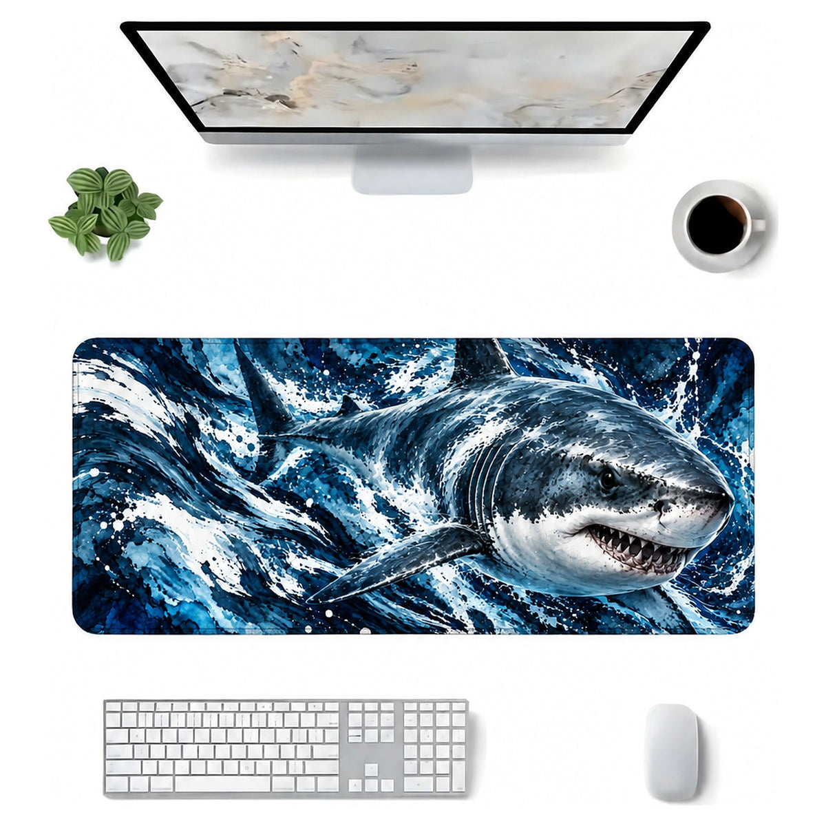Derin Mavi köpekbalığı desenli 90x40 mouse pad, klavye, mouse ve monitörle üstten masa düzeni