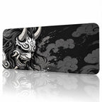 Kurovex siyah oni maskesi desenli 90x40 cm oyuncu mouse pad