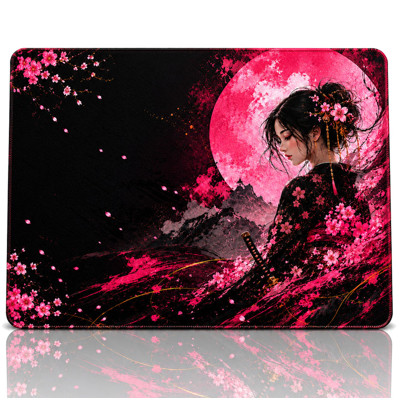 Sakura Moon 50x40 cm Oyuncu Mouse Pad — Pembe Ay ve Kiraz Çiçekli Anime Kız Desenli, Kauçuk Taban, Dikişli Kenar
