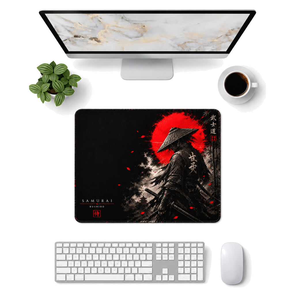 Samurai 50x40 cm oyuncu mouse pad – masa üstü kullanım görünümü
