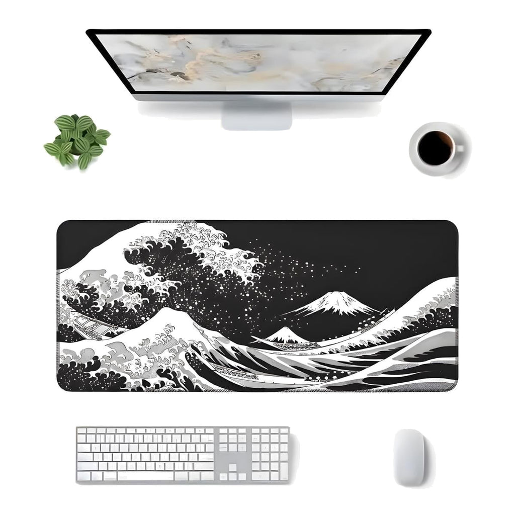 Siyah Japon Dalgası oyuncu mouse pad – masa üstü kullanım görünümü