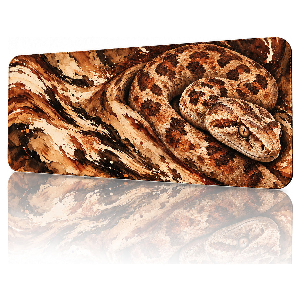 Çöl Engereği yılan desenli 90x40 gaming mouse pad, kahverengi-krem pullu engerek yılanı, açılı görünüm ve dikişli kenar detayı